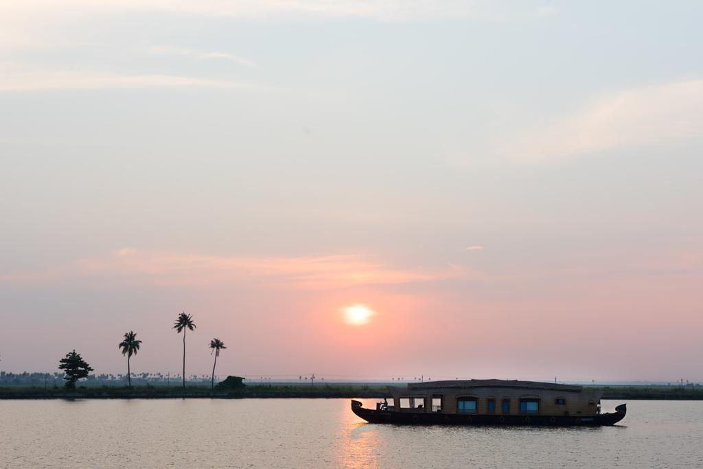 Xandari Riverscapes Alappuzha Esterno foto