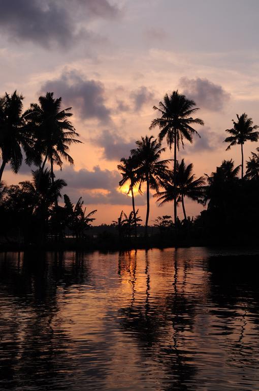 Xandari Riverscapes Alappuzha Esterno foto